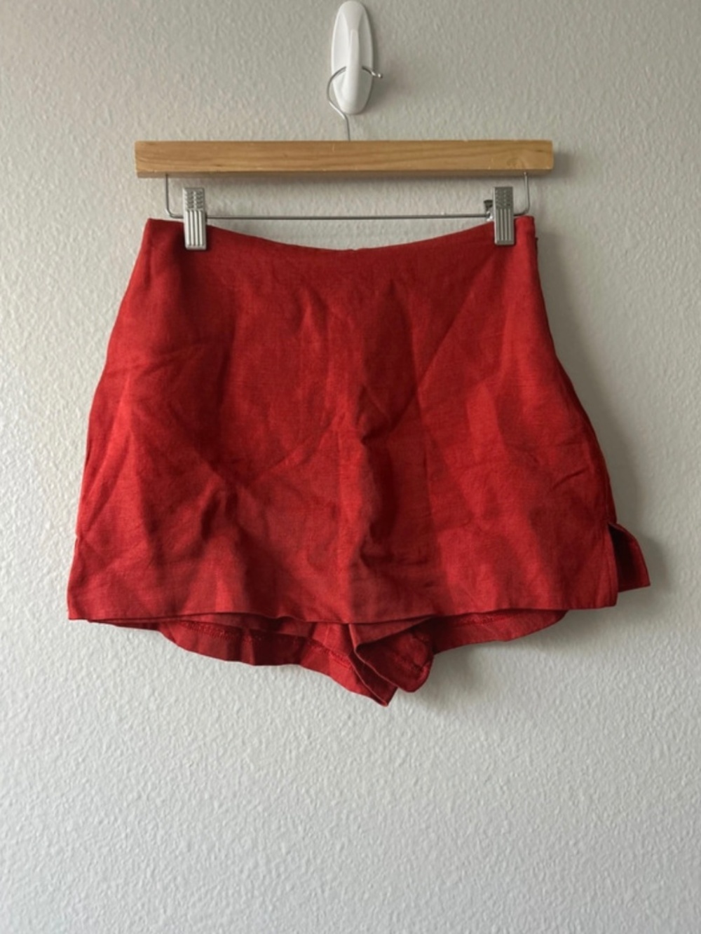 Express red skort, size 2